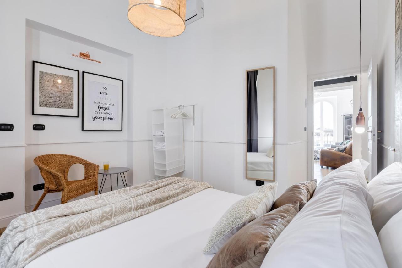 Bmga L Glam Industrial 3-Bed Apartment In Termini Рим Екстер'єр фото