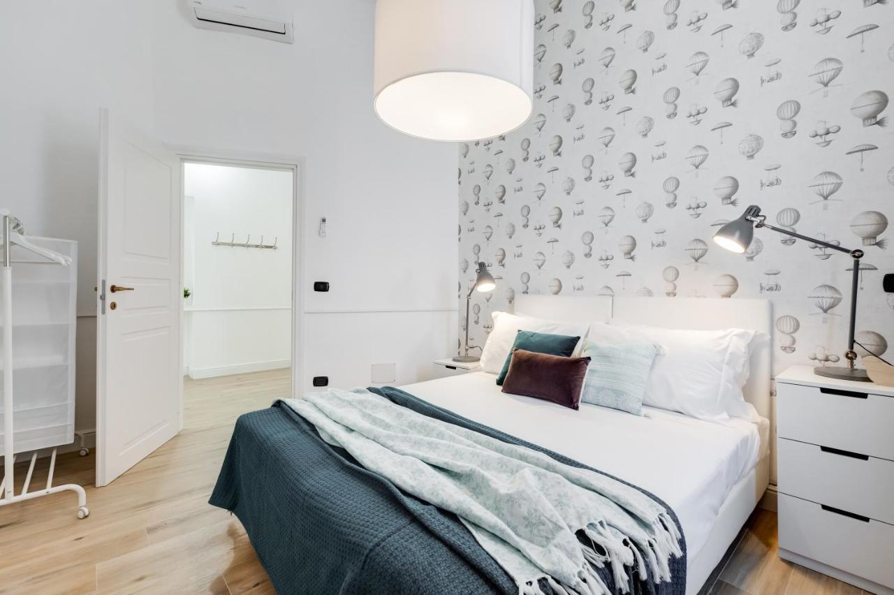 Bmga L Glam Industrial 3-Bed Apartment In Termini Рим Екстер'єр фото